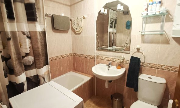 Revente - Apartment -
Villamartin - Costa Blanca