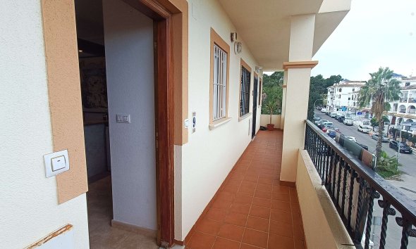 Revente - Apartment -
Villamartin - Costa Blanca
