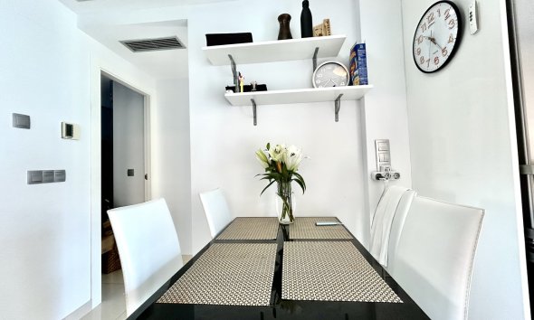 Revente - Apartment -
Punta Prima - Costa Blanca