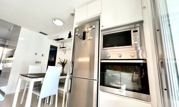 Revente - Apartment -
Punta Prima - Costa Blanca