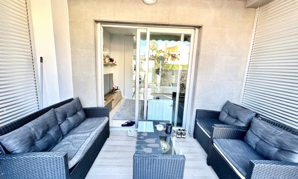 Revente - Apartment -
Punta Prima - Costa Blanca