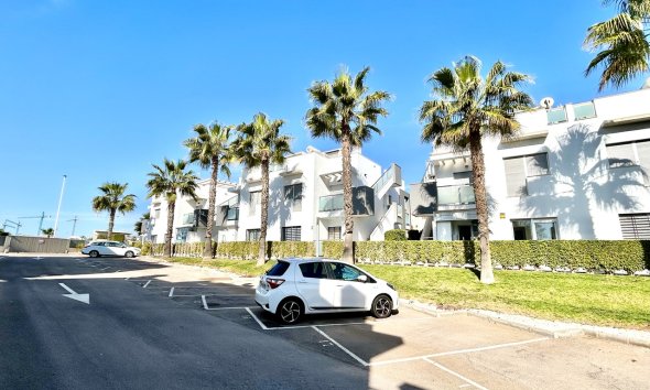 Revente - Apartment -
Punta Prima - Costa Blanca