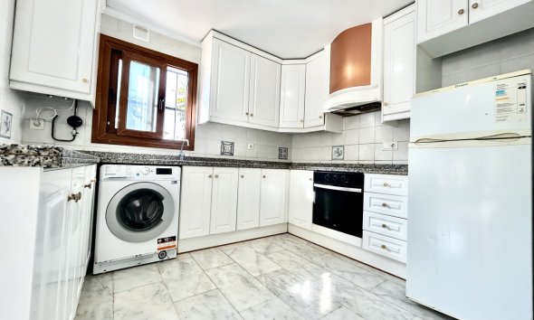 Revente - Apartment -
Villamartin - Costa Blanca