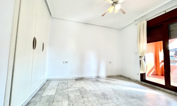 Revente - Apartment -
Villamartin - Costa Blanca