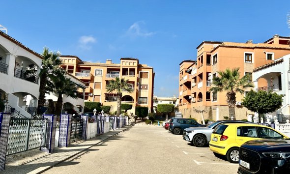Revente - Apartment -
Villamartin - Costa Blanca