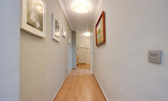 Revente - Apartment -
Torrevieja - Acequion