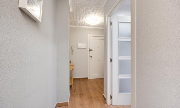 Revente - Apartment -
Torrevieja - Acequion