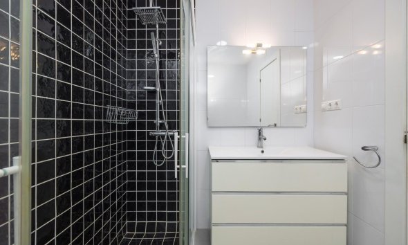 Revente - Apartment -
Torrevieja - Acequion