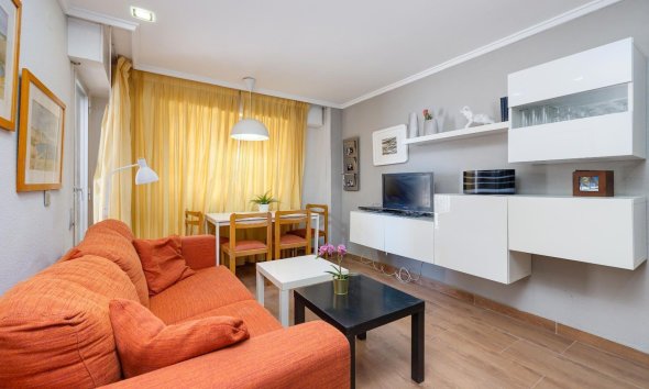 Revente - Apartment -
Torrevieja - Acequion
