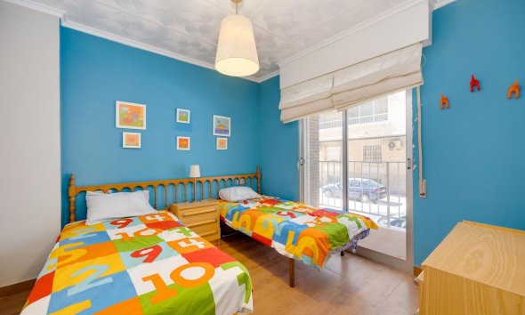 Revente - Apartment -
Torrevieja - Acequion