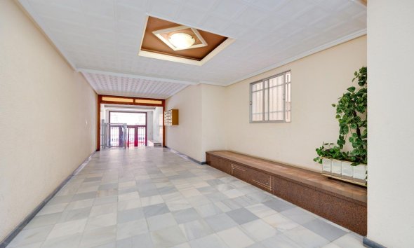 Revente - Apartment -
Torrevieja - Acequion