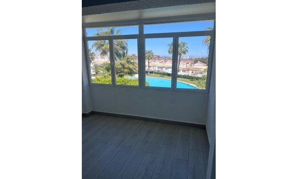 Revente - Duplex -
Torrevieja - Torreblanca