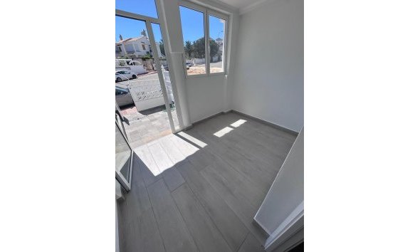 Revente - Duplex -
Torrevieja - Torreblanca