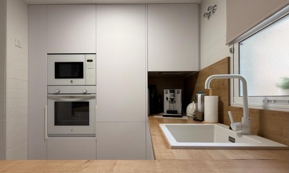 Revente - Apartment -
Torrevieja - Centro