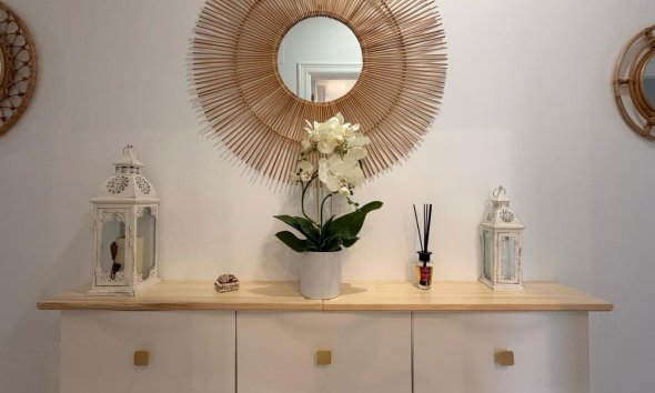 Revente - Apartment -
Torrevieja - Centro