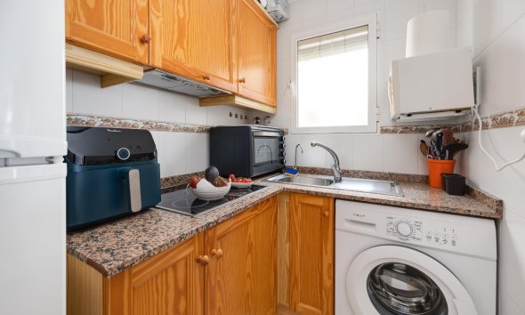 Revente - Apartment -
Torrevieja - Estacion De Autobuses