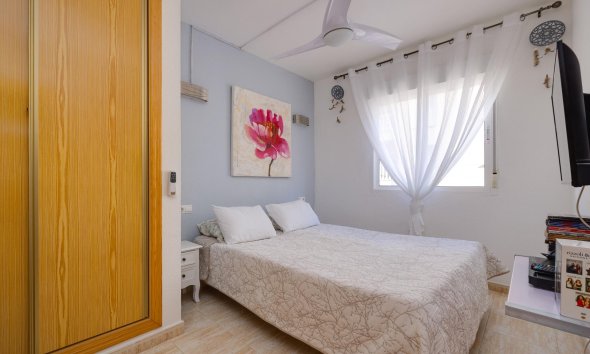 Revente - Apartment -
Torrevieja - Estacion De Autobuses