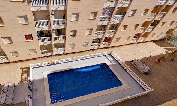 Revente - Apartment -
Torrevieja - Estacion De Autobuses