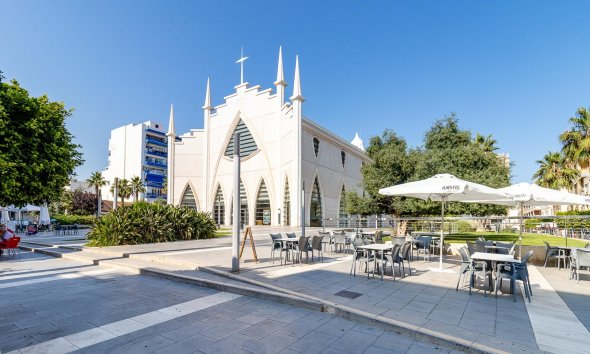 Revente - Apartment -
Torrevieja - Estacion De Autobuses