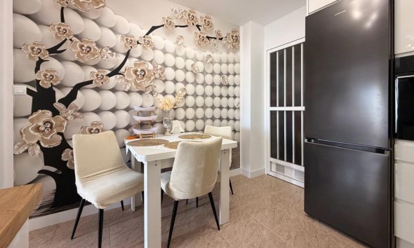 Revente - Apartment -
Torrevieja - Nueva Torrevieja