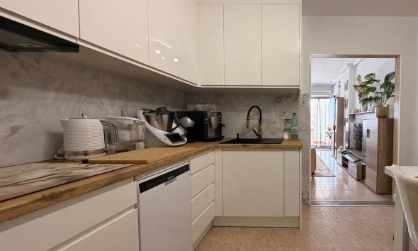 Revente - Apartment -
Torrevieja - Nueva Torrevieja