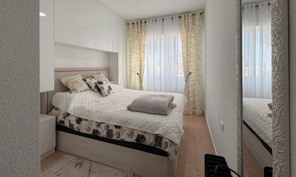 Revente - Apartment -
Torrevieja - Nueva Torrevieja