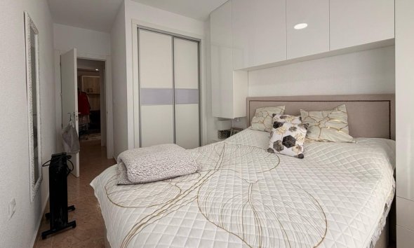 Revente - Apartment -
Torrevieja - Nueva Torrevieja