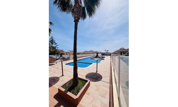 Revente - Apartment -
Punta Prima - Costa Blanca