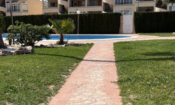 Revente - Apartment -
Punta Prima - Costa Blanca