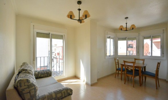 Revente - Apartment -
Guardamar del Segura - Costa Blanca