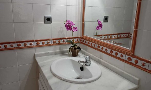 Revente - Apartment -
Villamartin - Costa Blanca