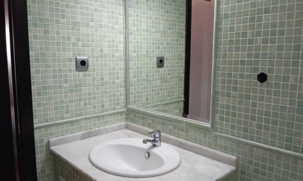 Revente - Apartment -
Villamartin - Costa Blanca