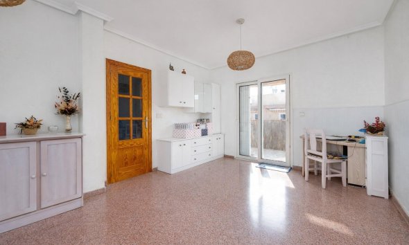 Revente - Apartment -
Torrevieja - Costa Blanca