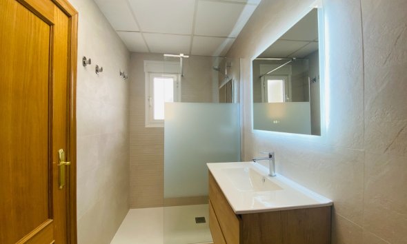 Revente - Apartment -
Villamartin - Costa Blanca