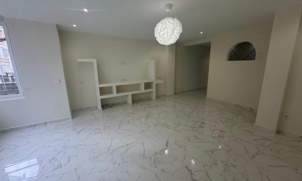 Revente - Apartment -
Torrevieja - Costa Blanca