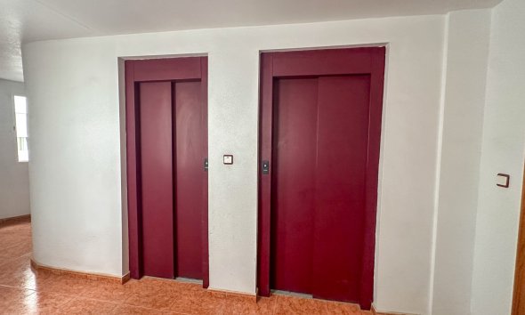 Revente - Apartment -
Torrevieja - Costa Blanca