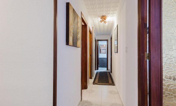 Resale - Apartment -
Torrevieja - Costa Blanca