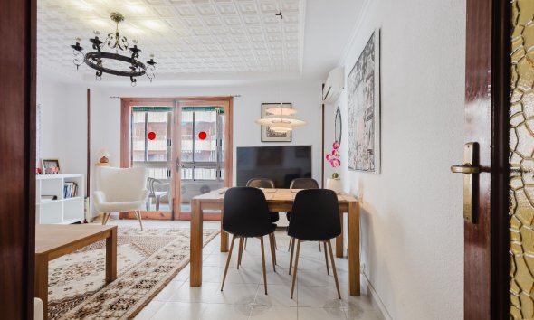 Resale - Apartment -
Torrevieja - Costa Blanca