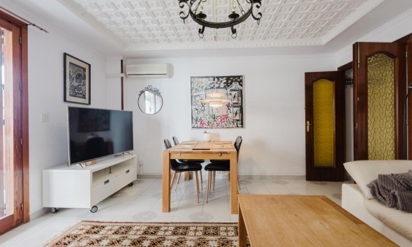 Resale - Apartment -
Torrevieja - Costa Blanca