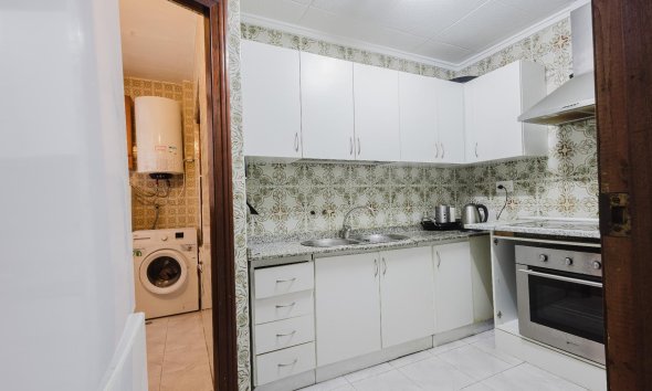 Resale - Apartment -
Torrevieja - Costa Blanca