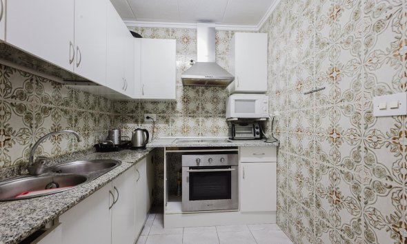 Resale - Apartment -
Torrevieja - Costa Blanca