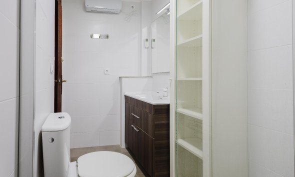 Resale - Apartment -
Torrevieja - Costa Blanca