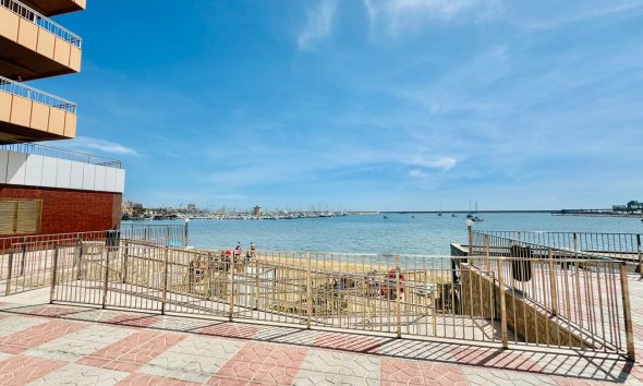 Resale - Apartment -
Torrevieja - Costa Blanca