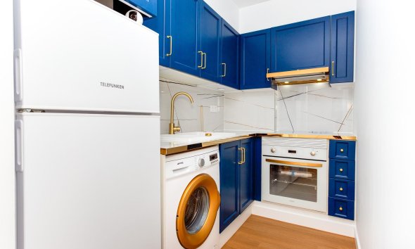 Reventa - Apartment -
Torrevieja - Centro