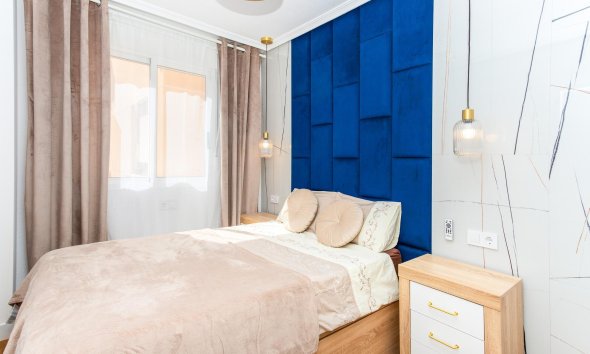 Reventa - Apartment -
Torrevieja - Centro