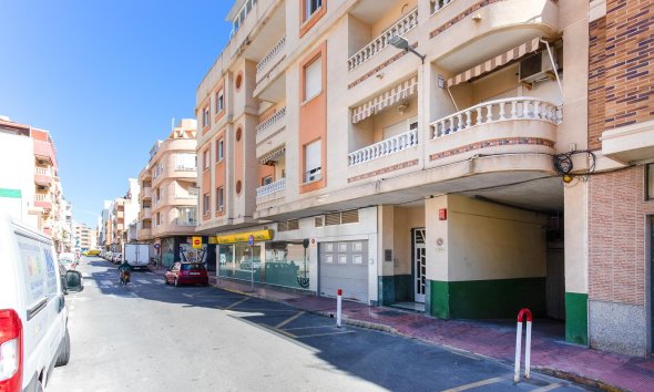 Reventa - Apartment -
Torrevieja - Centro