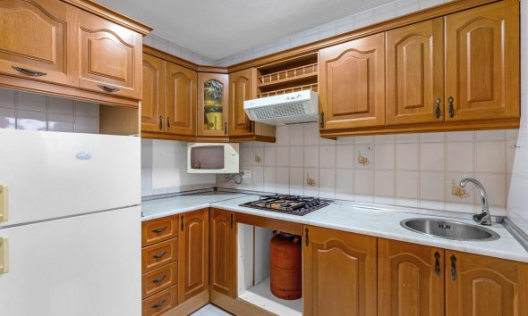 Revente - Bungalow -
Torrevieja - Centro