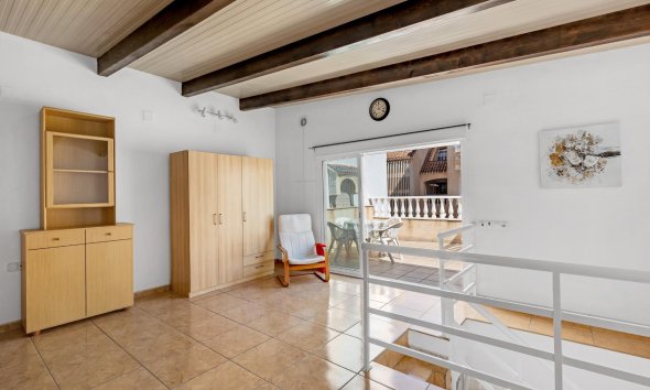 Revente - Bungalow -
Torrevieja - Centro