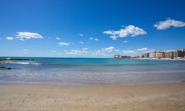 Revente - Bungalow -
Torrevieja - Centro