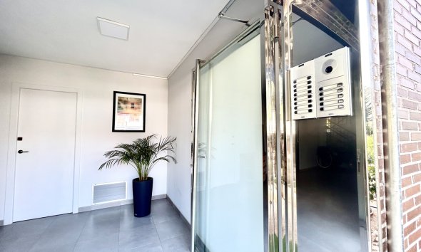 Revente - Apartment -
La Zenia - Costa Blanca